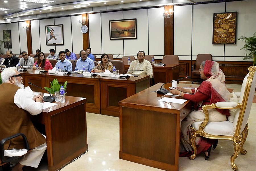 Media should perform social responsibilities: PM