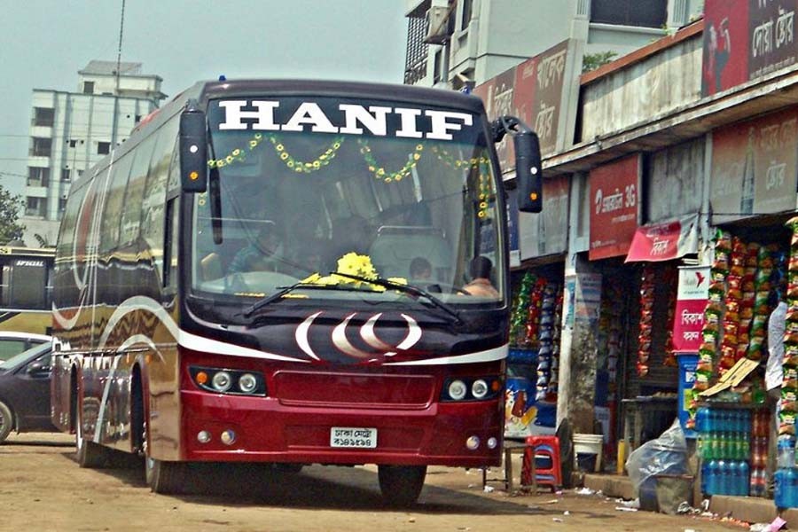 Transport owners suspend strike on Ctg -Cox’s Bazar highway