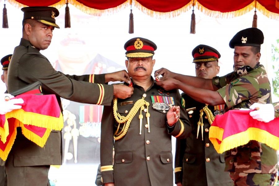 Army Chief adorned as Colonel  Commandant of Armoured Corps