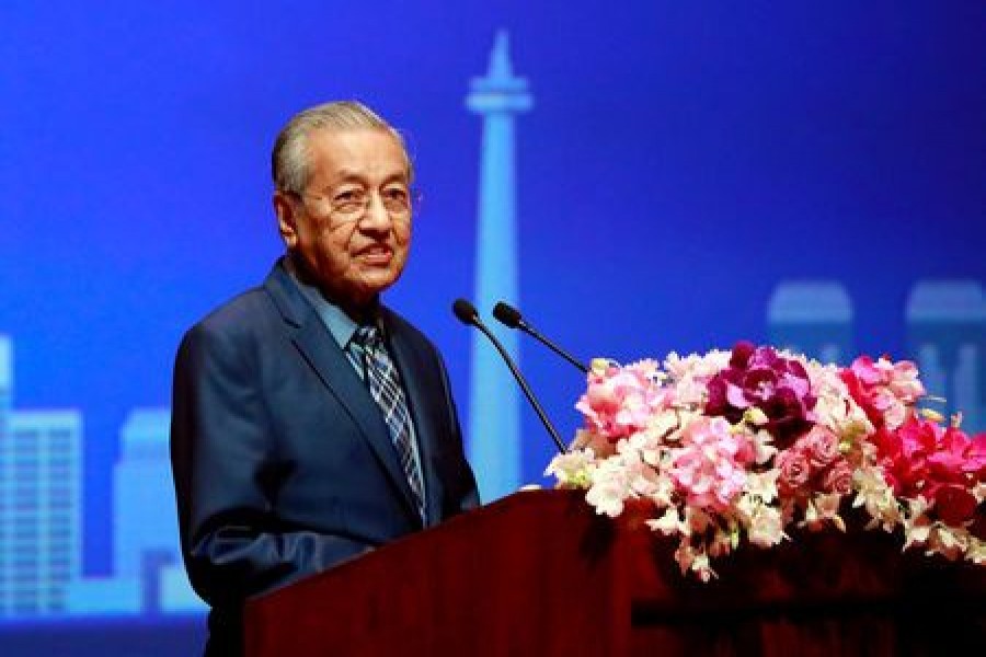 Malaysia's new government sets bigger budget, cuts fiscal targets