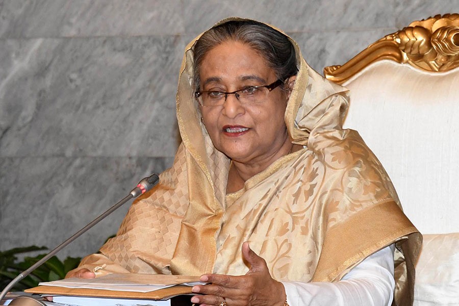 PM asks technocrat ministers to resign