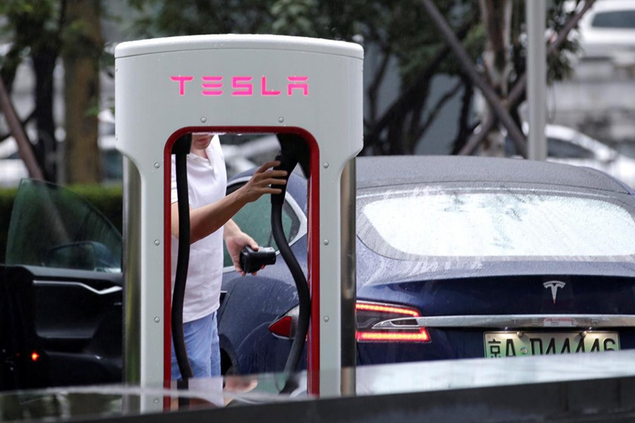 Tesla cuts car prices in China