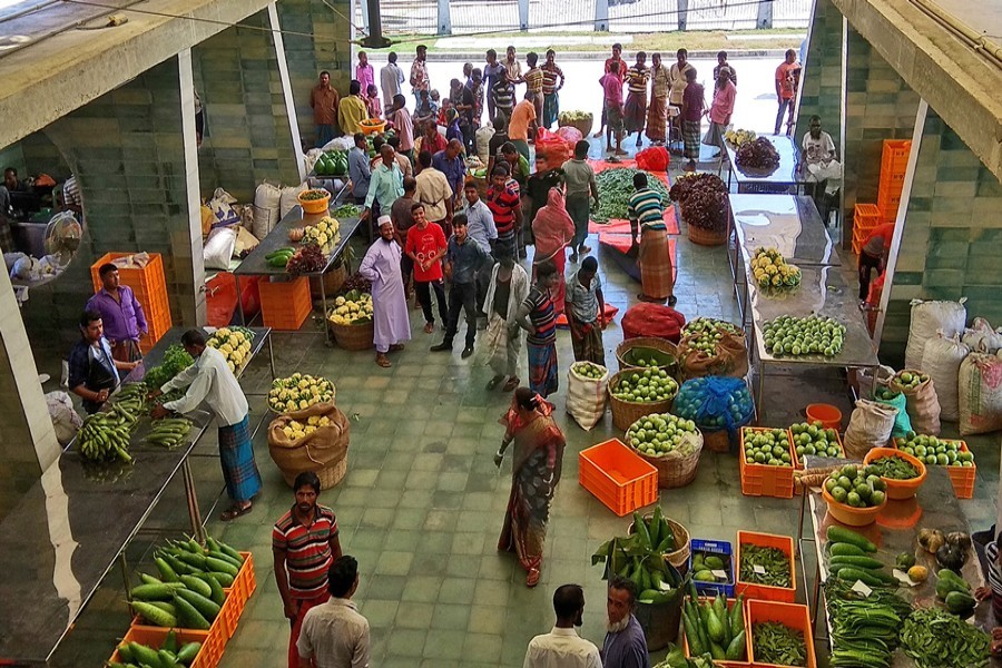 Village super market comes to aid of farmers