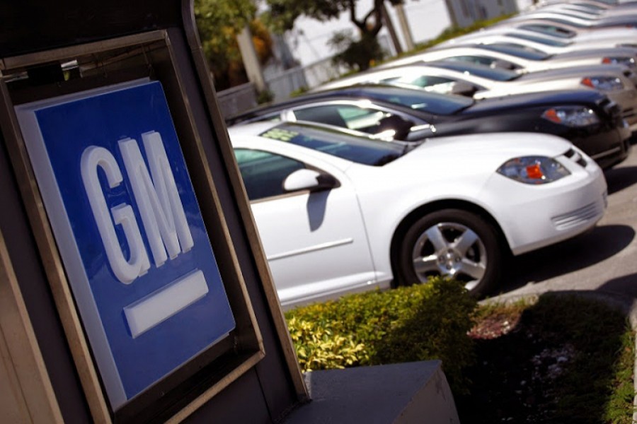 General Motors to slash jobs and production