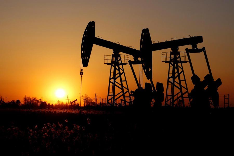 Oil prices steady as China-US trade tensions ease