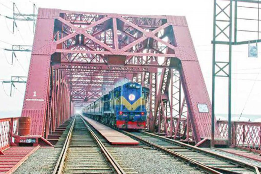 Four train roof passengers die being hit by Hardinge Bridge girder