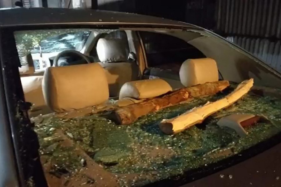 10 journalists hurt in Nawabganj attack