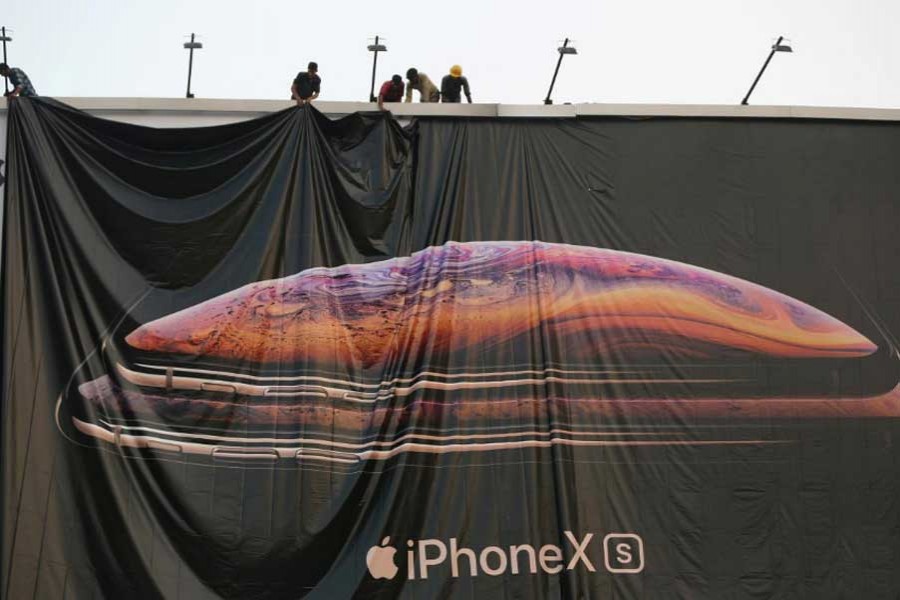 Foxconn to begin assembling high-end iPhones in India