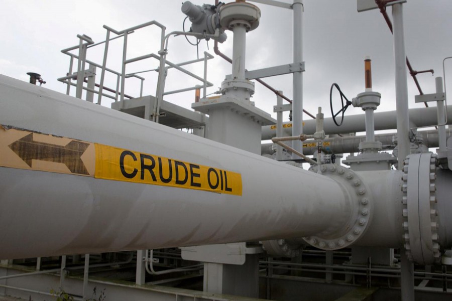 Oil prices rebound but still weak due to oversupply