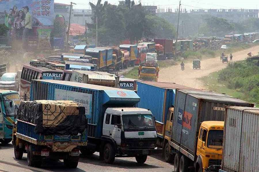 20-km tailback on Dhaka-Ctg highway