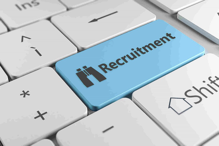 Govt curbs hiring project officials in top grades thru outsourcing