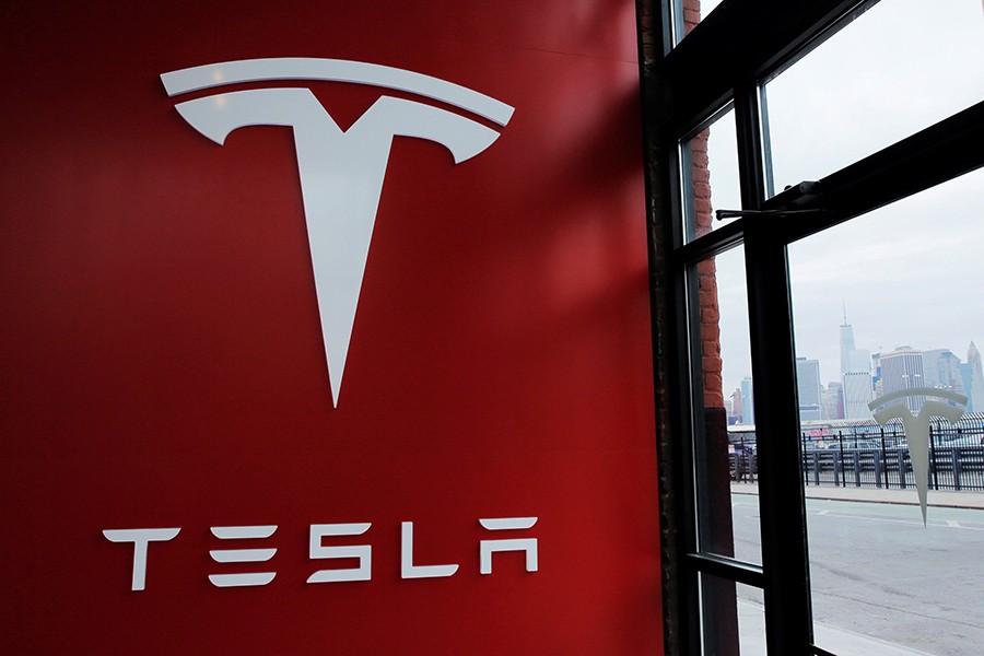 Tesla denies report of agreement with China's Lishen
