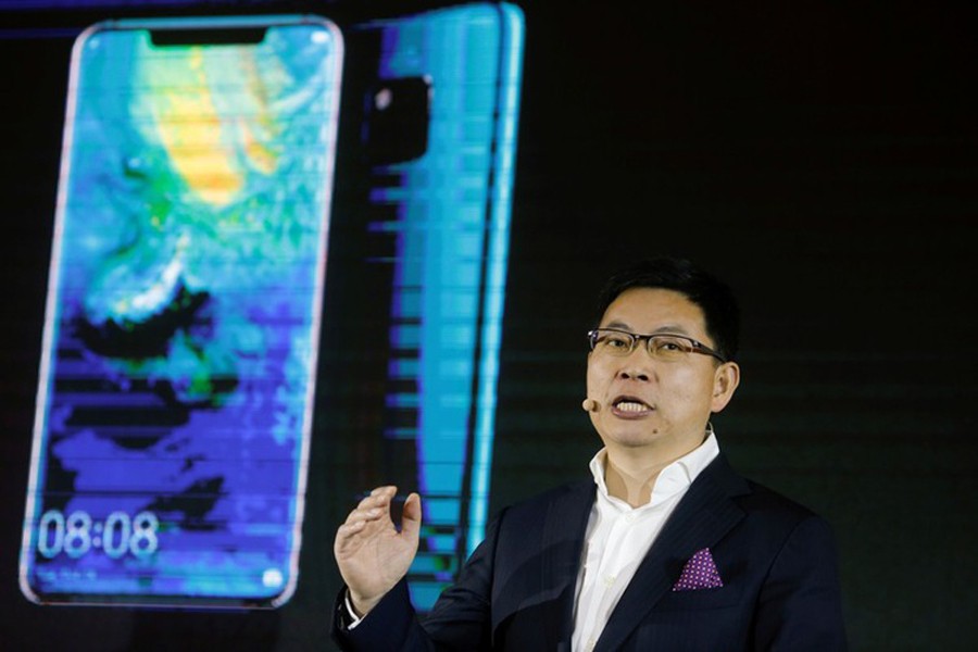 China's Huawei books record sales in its smartphone business