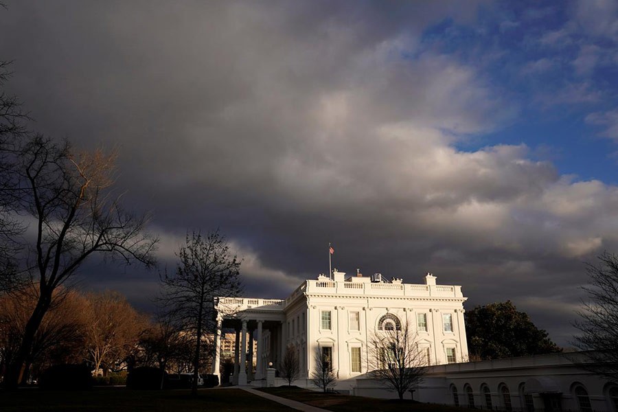 US lawmakers search for remedies as government shutdown rolls on