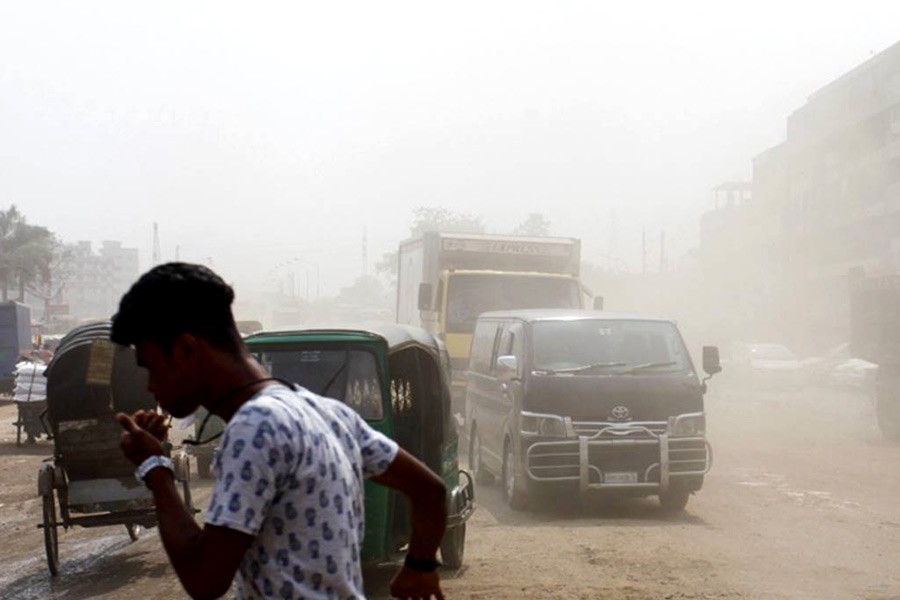HC orders operating mobile court to stop air pollution