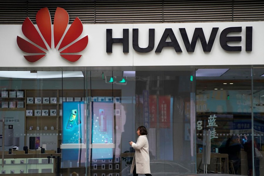 US charges Huawei with stealing trade secrets