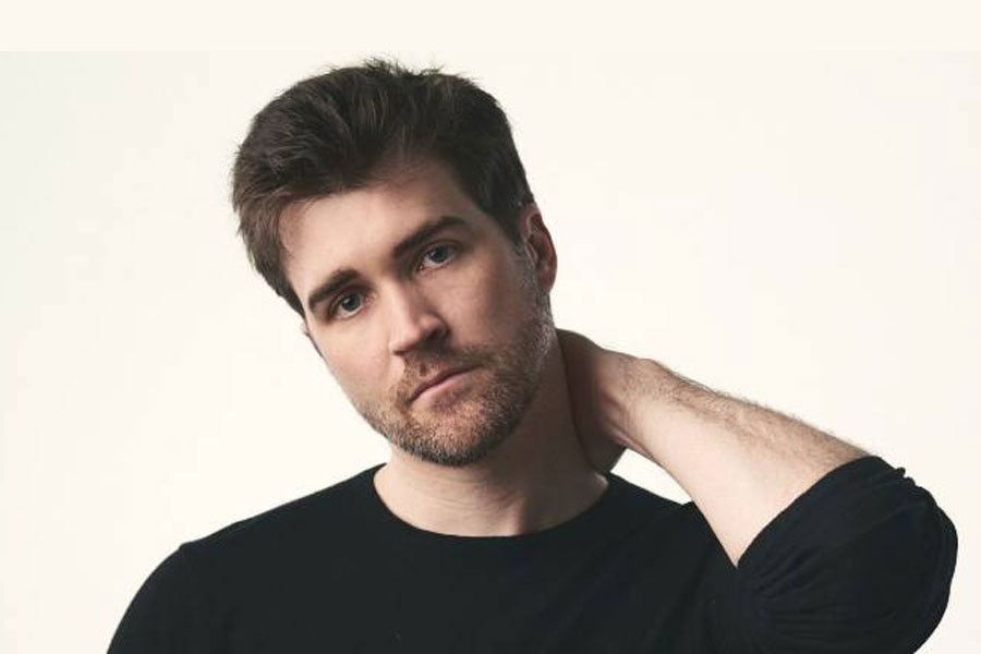 Best-selling author admits to lying about having cancer