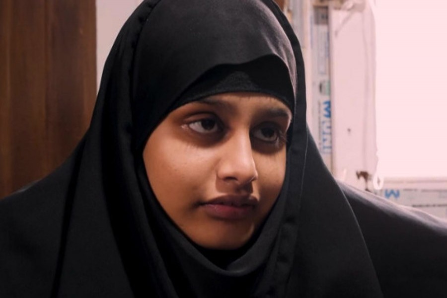 IS bride Shamima to lose UK citizenship