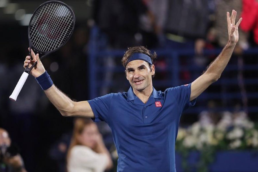 Tennis - ATP 500 - Dubai Tennis Championships - Dubai Duty Free Tennis Stadium, Dubai, United Arab Emirates - March 1, 2019 Switzerland's Roger Federer celebrates after winning his semi final match against Croatia's Borna Coric - REUTERS/Ahmed Jadalla