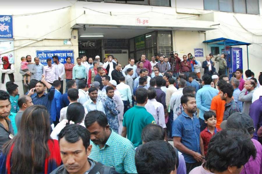 President, PM, Speaker visit Quader at BSMMU