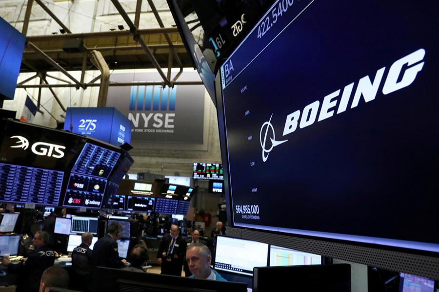 Boeing to upgrade 737 MAX's software