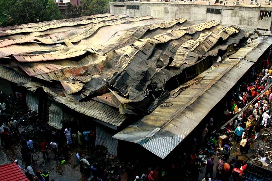 Gulshan kitchen market fire guts 211 shops