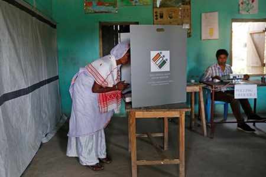 India begins voting in first phase of general election