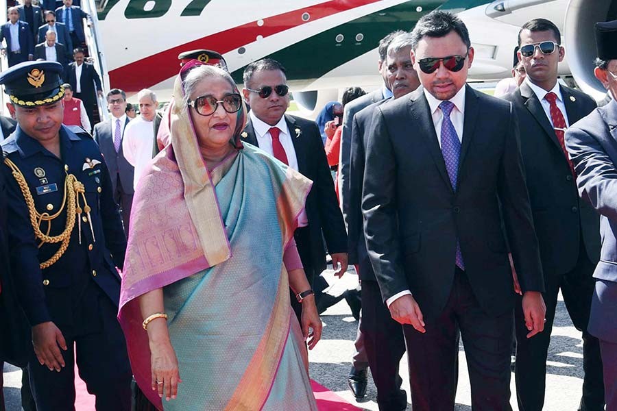 PM to return home Tuesday evening