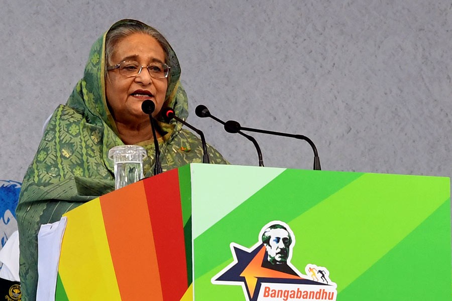 PM seeks combined efforts to combat militancy, corruption