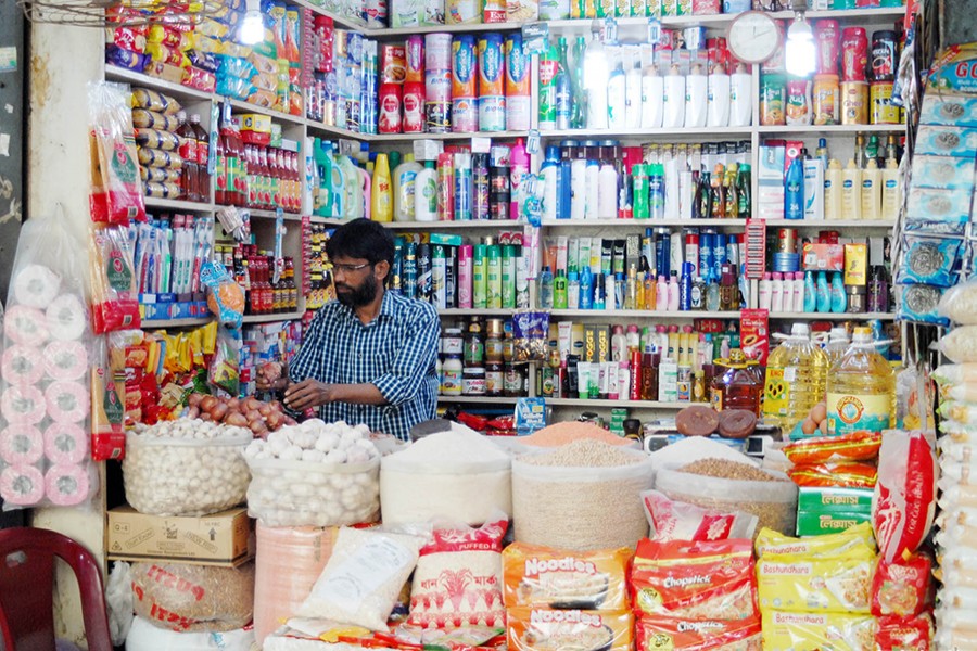 Govt steps up market monitoring to rein in prices of essentials