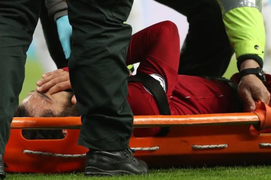 Salah likely to face Barca after head injury