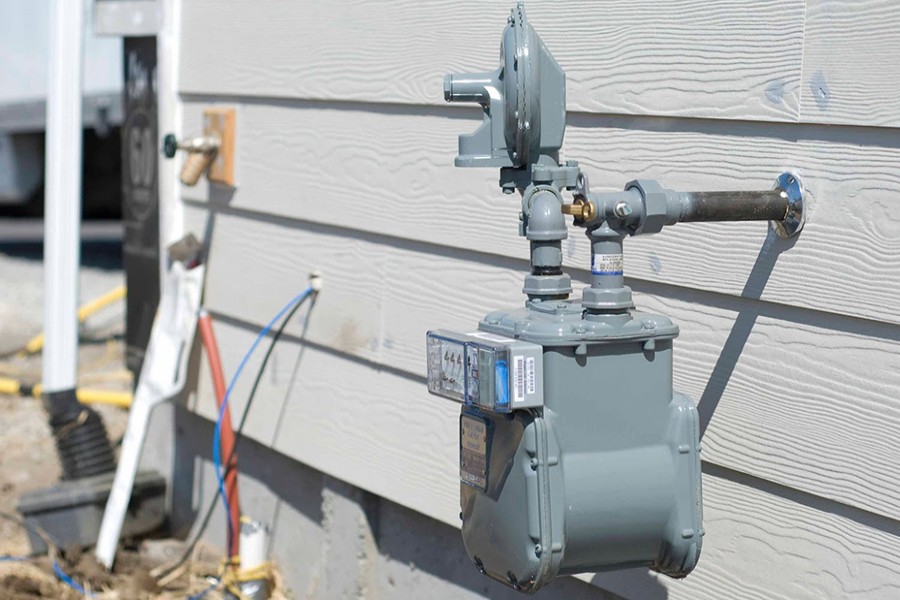 No new gas connections at CNG stations, houses for now