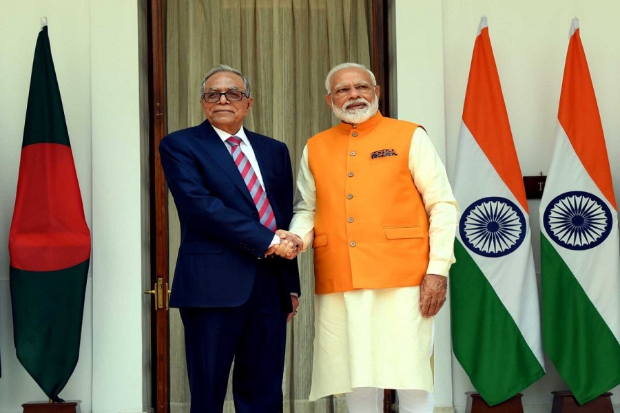 BD awaiting resolution of Teesta issue: Hamid to Modi
