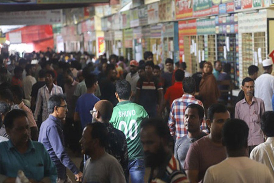 Eid holidaymakers start road trips in comfort