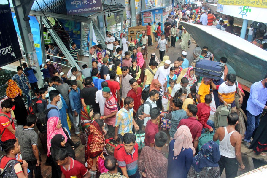 Launch services resume at Sadarghat