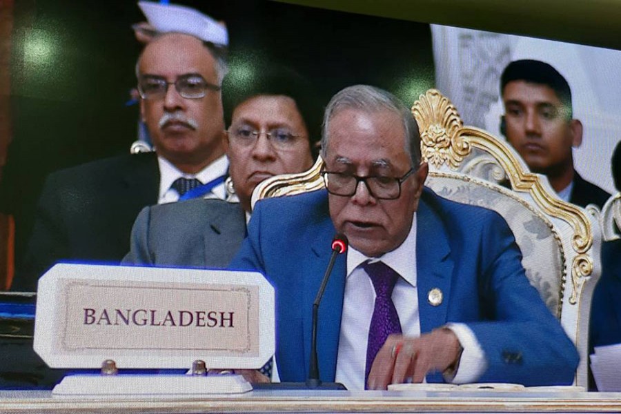 Rohingya crisis threatens region: President