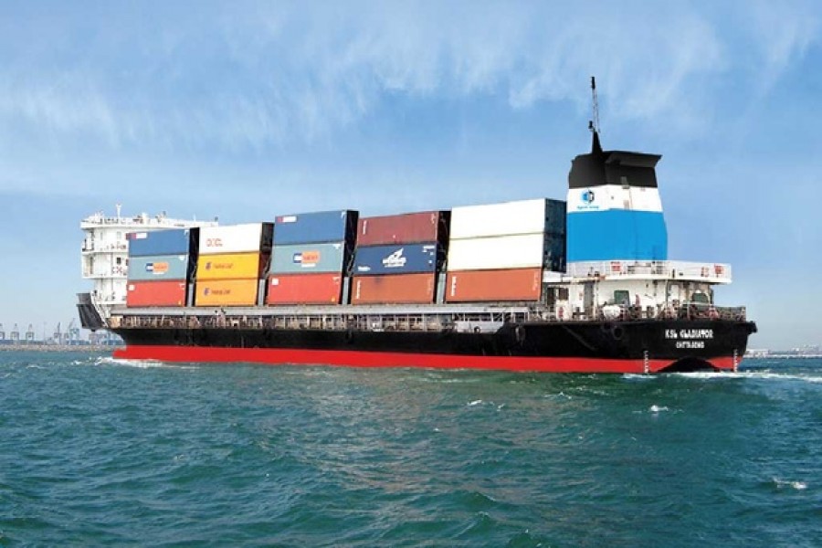 Cargo ship loses 43 containers in rough seas