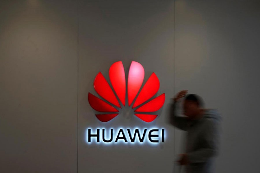 New sales to Huawei not to cover all: White House official
