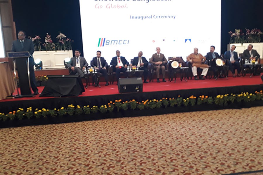 Commerce minister urges Malaysian entrepreneurs to invest in SEZs