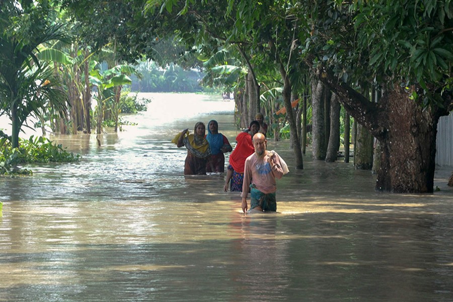 Shipping Ministry opens flood control room