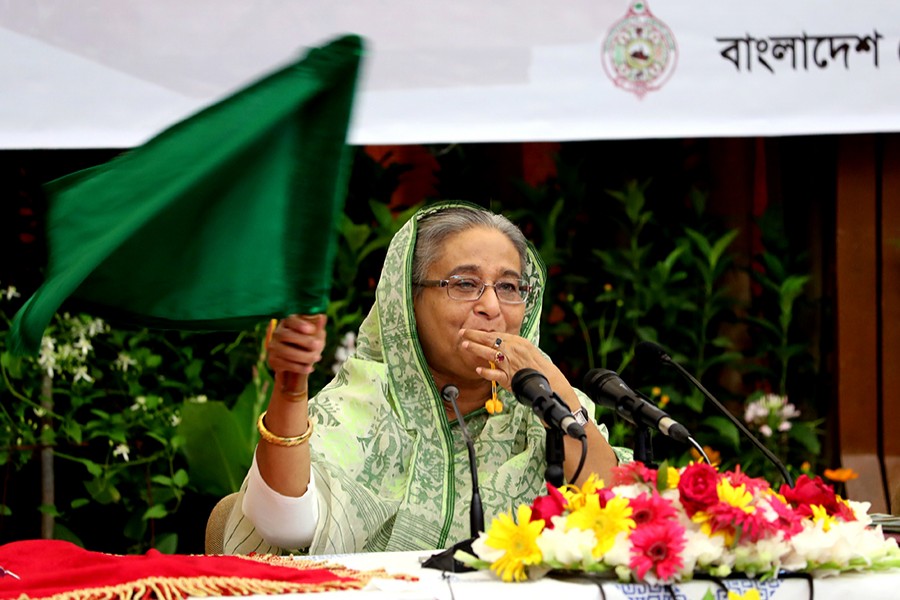 PM flags off ‘Benapole Express’