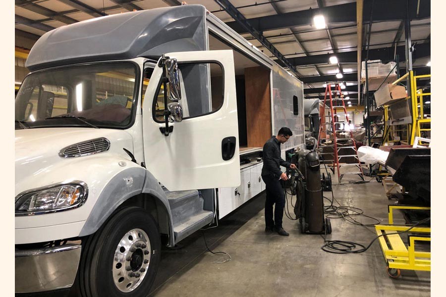 Trump’s tariffs trip up all American RV industry