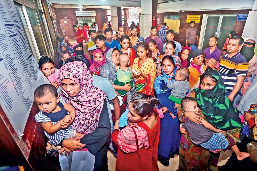 Dengue patients stretch Dhaka hospitals