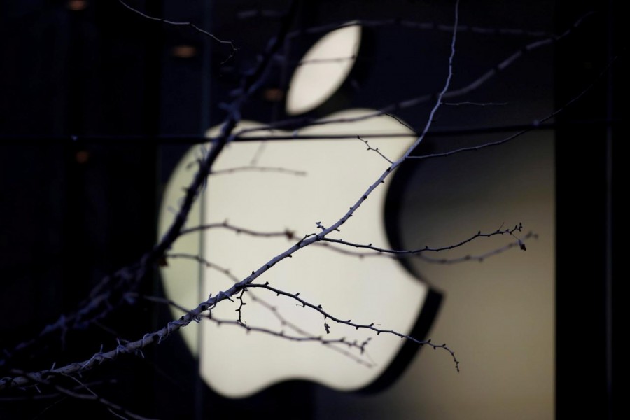 Apple faces probe in Russia