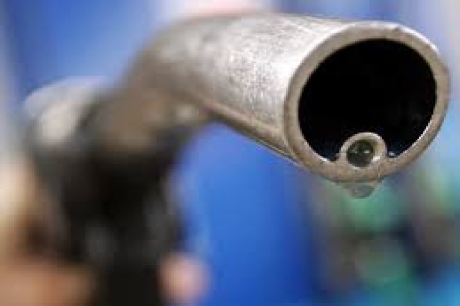 Diesel import from India halves due to BR's capacity limitation