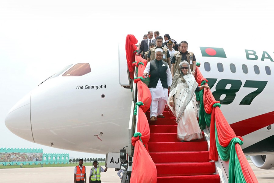 PM inaugurates Biman’s third Dreamliner ‘Gaangchil’