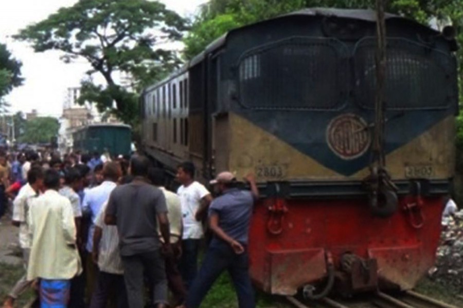 Mymensingh-Bhairab train service resumes after seven hours