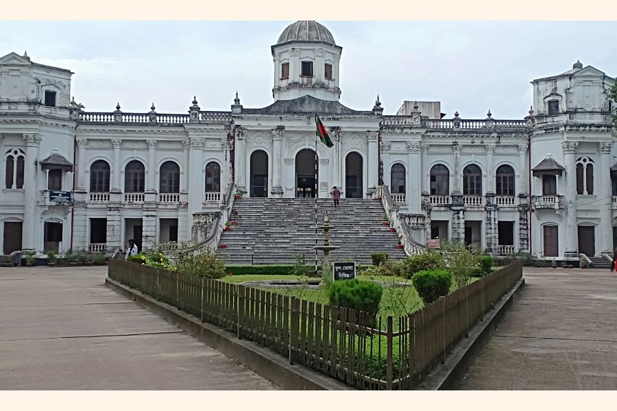 Tajhat Zamindar Bari in Rangpur