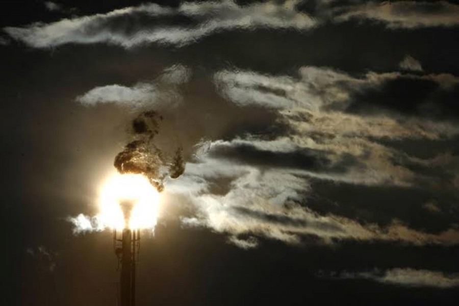 Oil CEOs push carbon-capture efforts ahead of climate talks