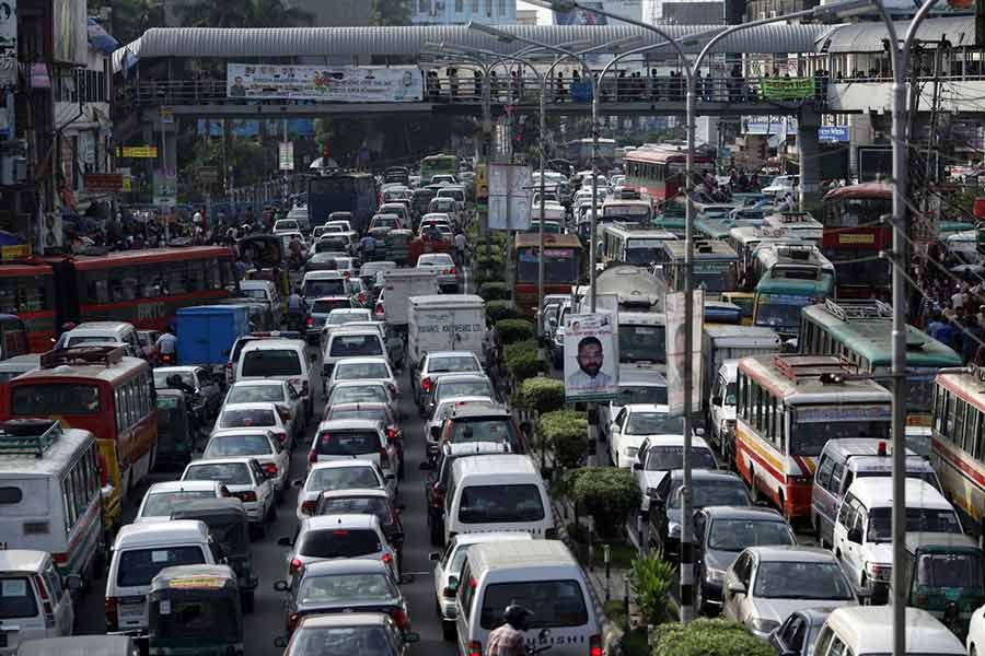 Motorbike ride-sharing a panacea for Dhaka traffic chaos